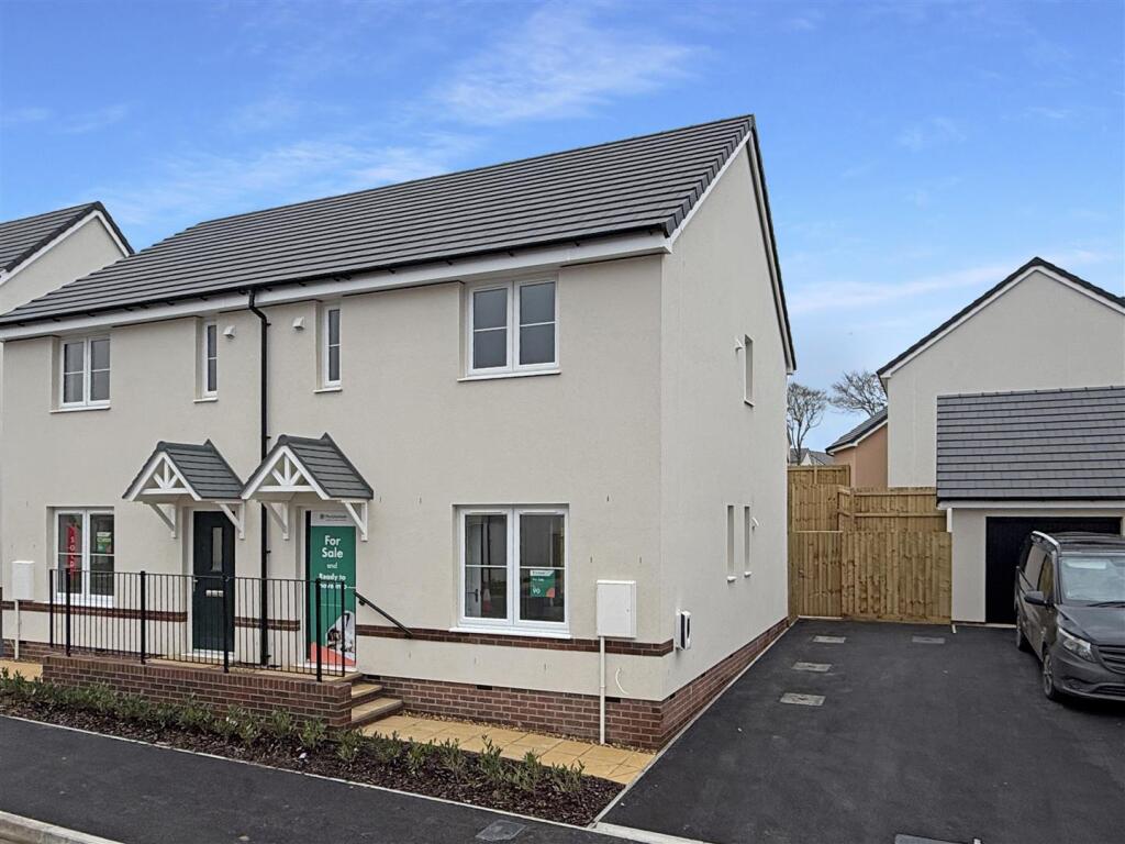 Main image of property: Abbotsham Park, Bideford