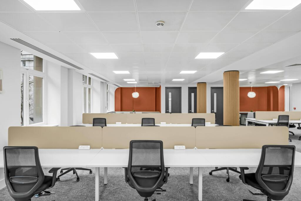 44fdb67eaeb3af92df7979f12a77f426-9-kingsway-london-office-interior-commercial-real-estate-photography-jll-jsp2706.jpg