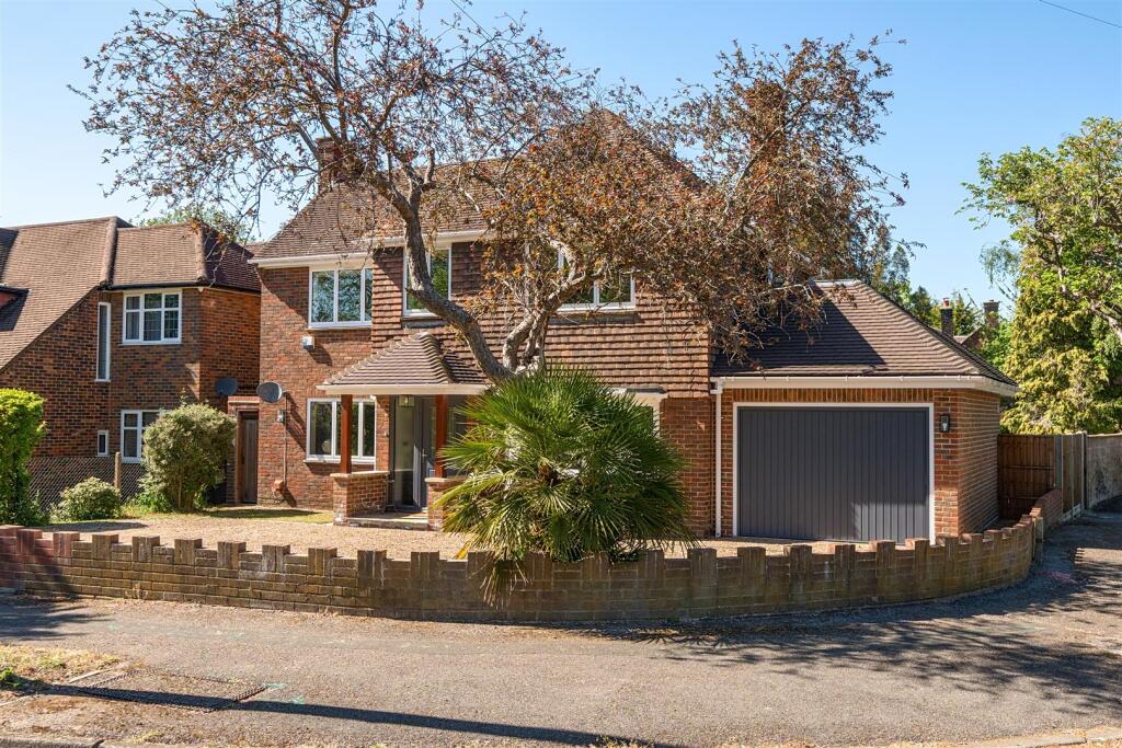 Main image of property: HIGH VIEW, CHEAM
