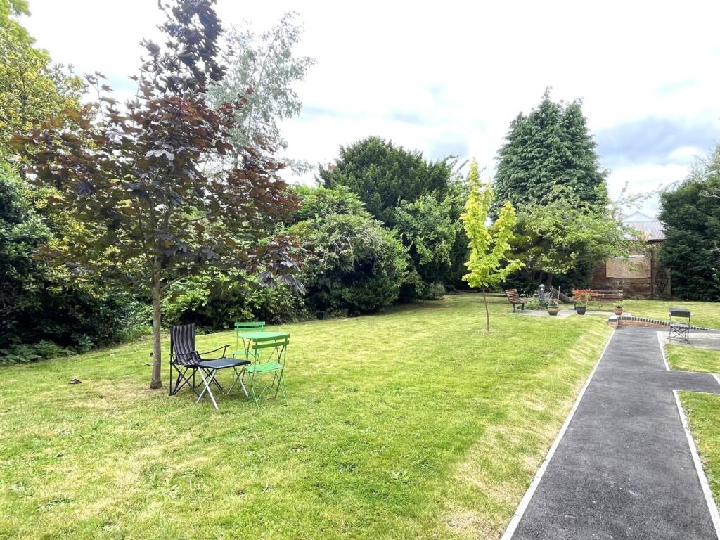 Apartment in London, Widmore Green, Widmore - View 5