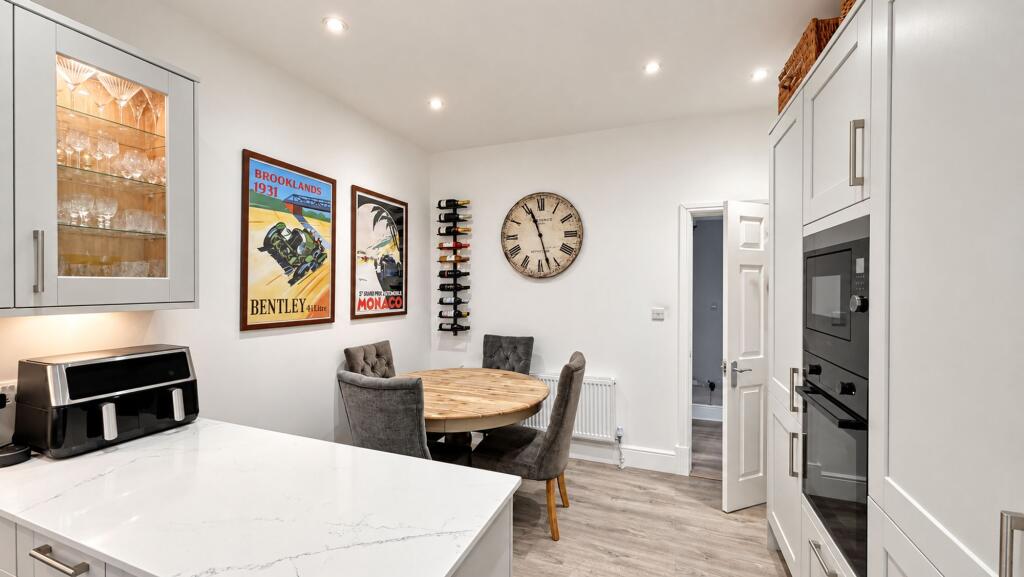 Apartment in Stockport - View 4