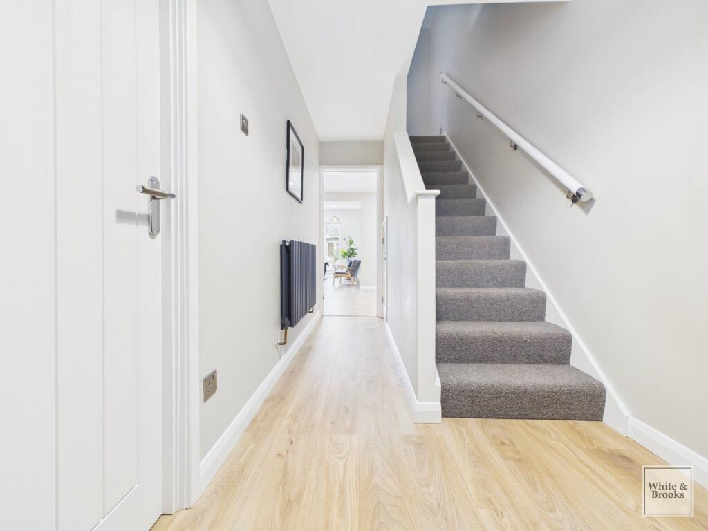 House in Portsmouth - View 5
