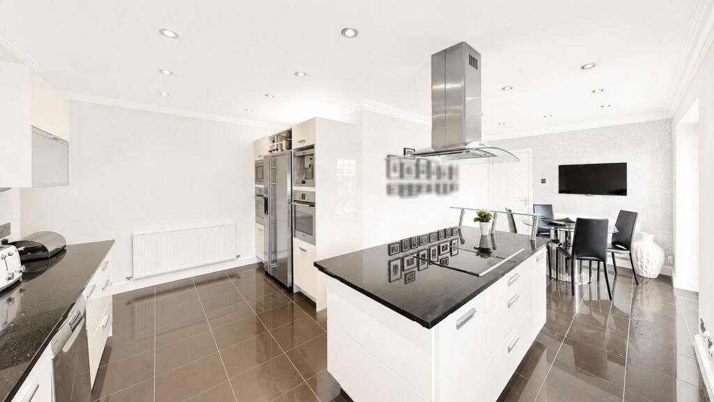 House in Bolton, Westhoughton - More