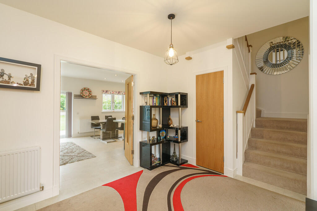Entring Class Sign 4-bedroom Semi-Detached for rent in Aberdeen AB15, West Craigbank Way ...