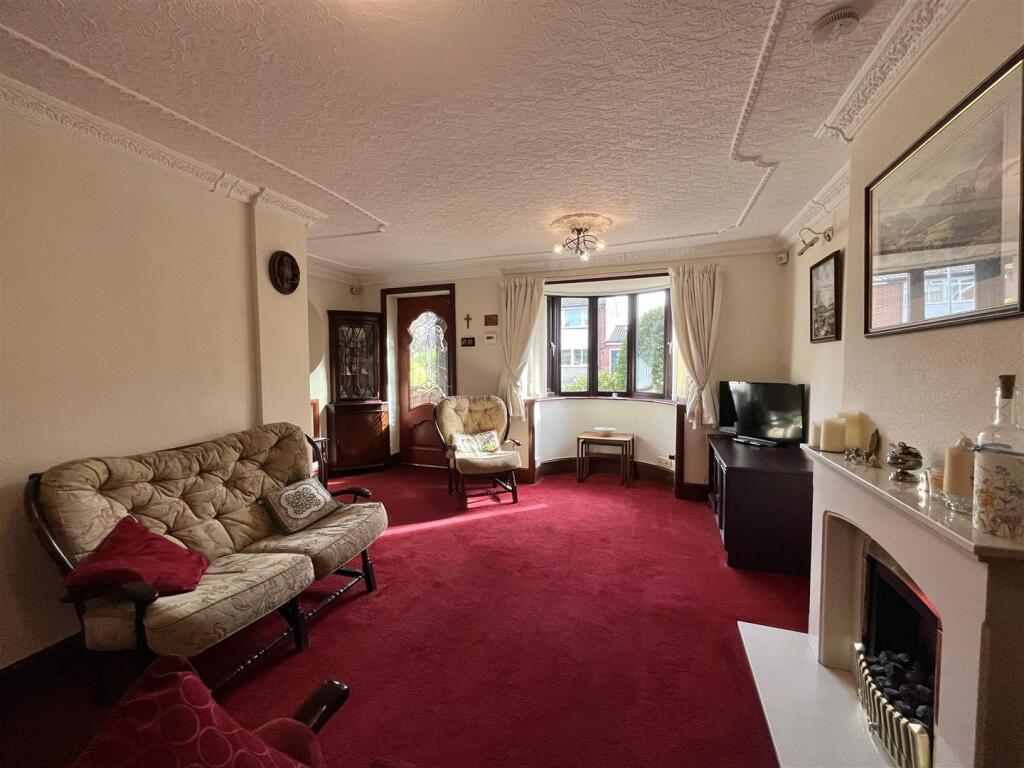 House in Tameside, Hollins - View 4