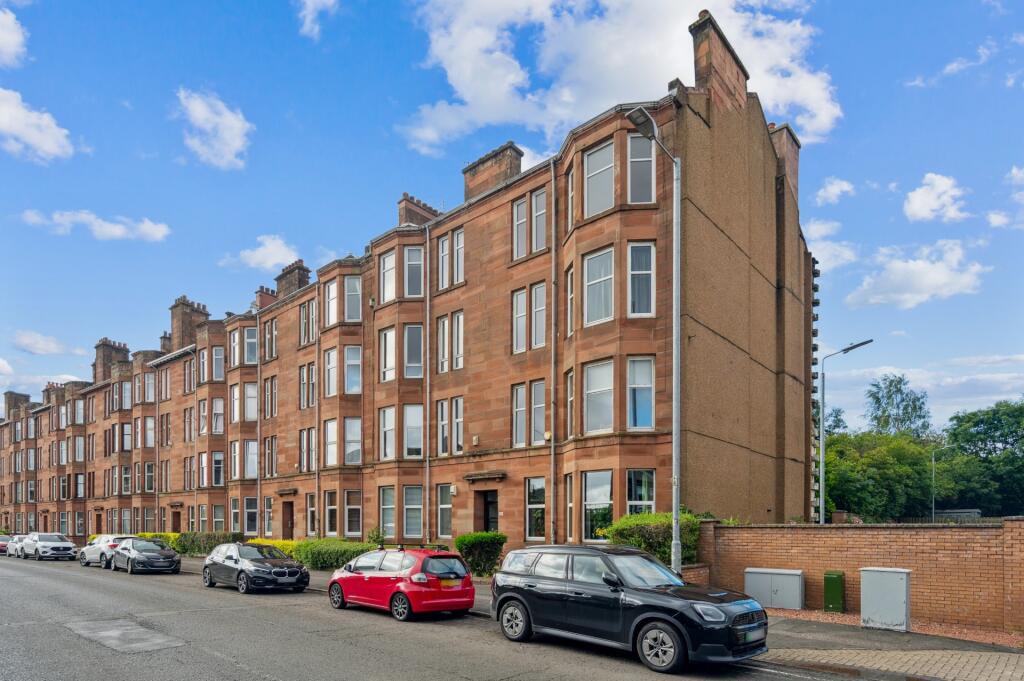 Main image of property: Kingspark Road, Flat 3-1, Mount Florida, Glasgow, G44 4SX