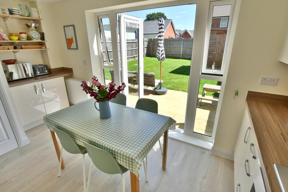 House in Wimborne Minster, Quarter Jack Park, St Johns - More