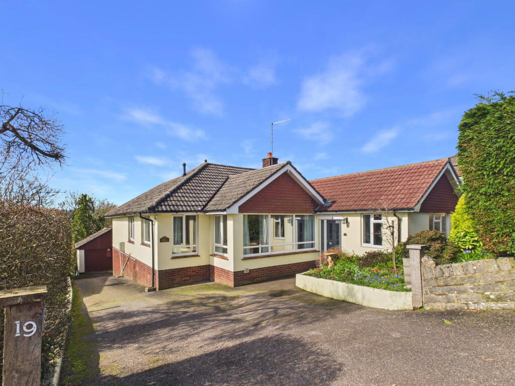 Main image of property: Oak Close, Ottery St. Mary, EX11 1BB