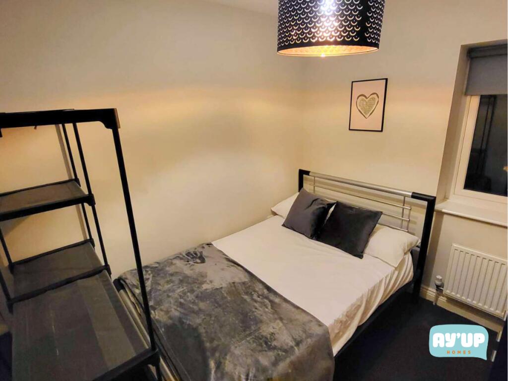 Main image of property: Room 5, 8 Elmwood Avenue DN6 7TP