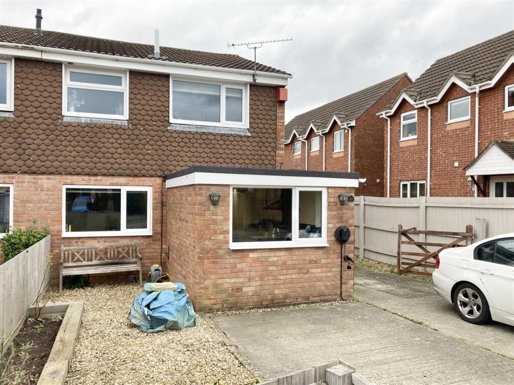 Main image of property: Ruddymead, Clevedon