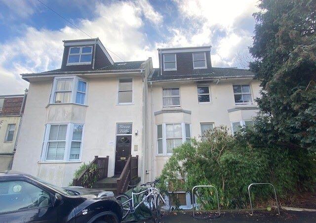 Main image of property: Flat 5 Grove Villa, York Grove, Brighton, East Sussex, BN1 3TT