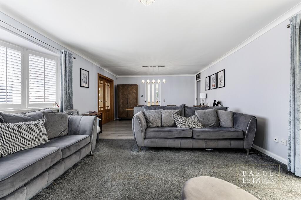 House in Ashfield, Hucknall - View 4