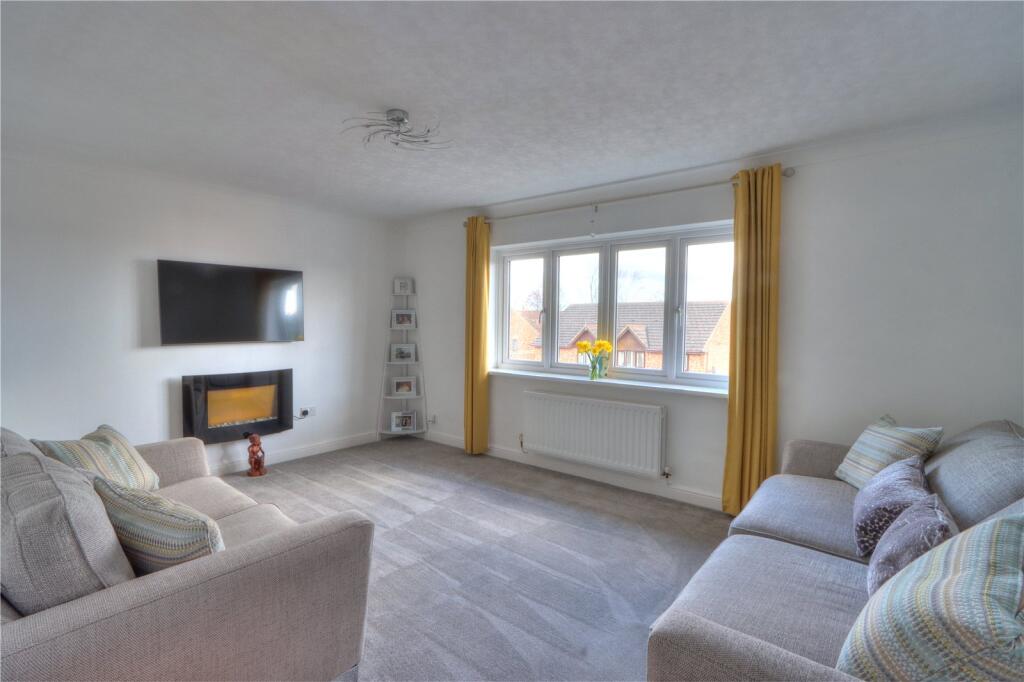 15. Ambergate Close, Newcastle upon Tyne, Tyne and Wear NE5 4AG - View 5