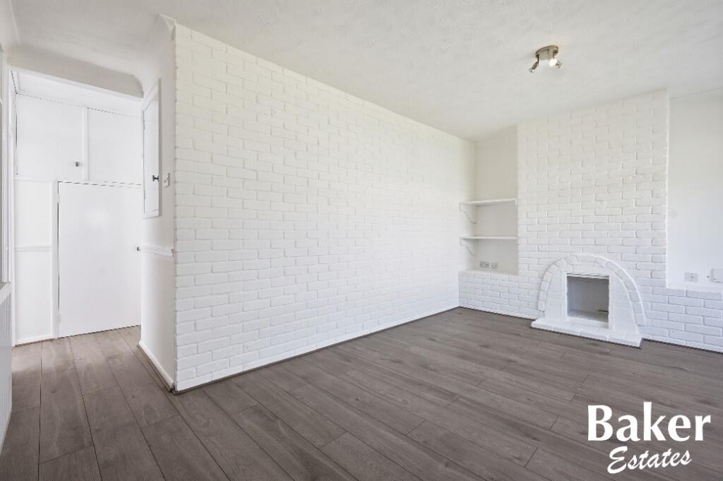 Apartment in Epping Forest, Grange Hill, Chigwell - View 2