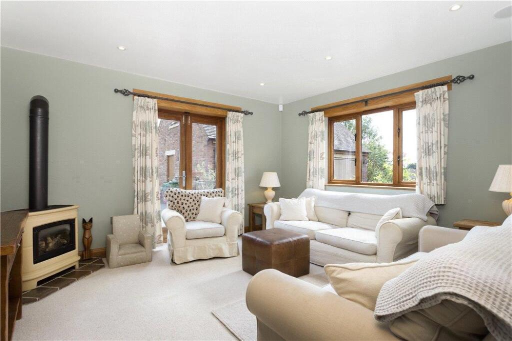 Additional image 6 of Clarkes Green, Studley, Warwickshire, B80