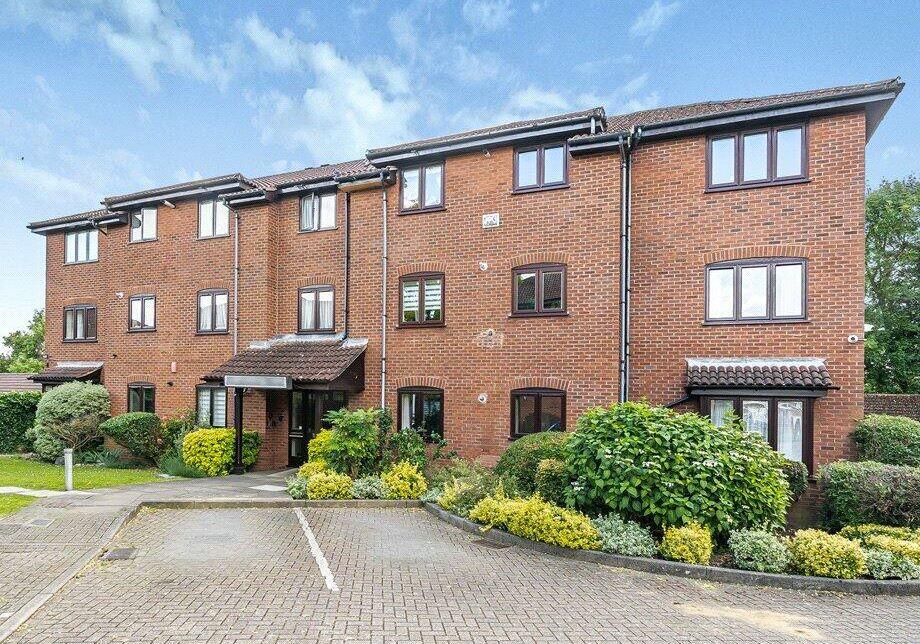 Main image of property: 9 Goodwood Close, Stanmore, Middlesex, HA7 4HX
