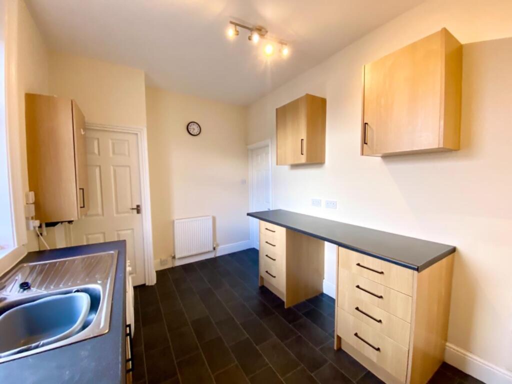 House in Huddersfield, Leymoor - View 5