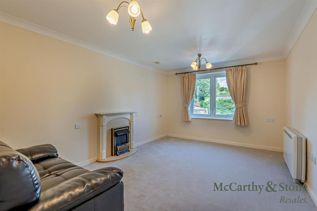 Main image of property: Portman Court, Grange Road, Uckfield, East Sussex, TN22 1FD