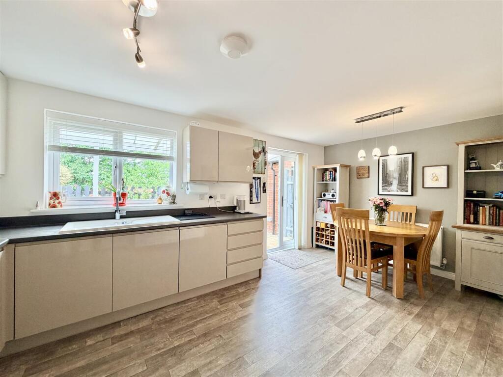 House in Telford - View 2