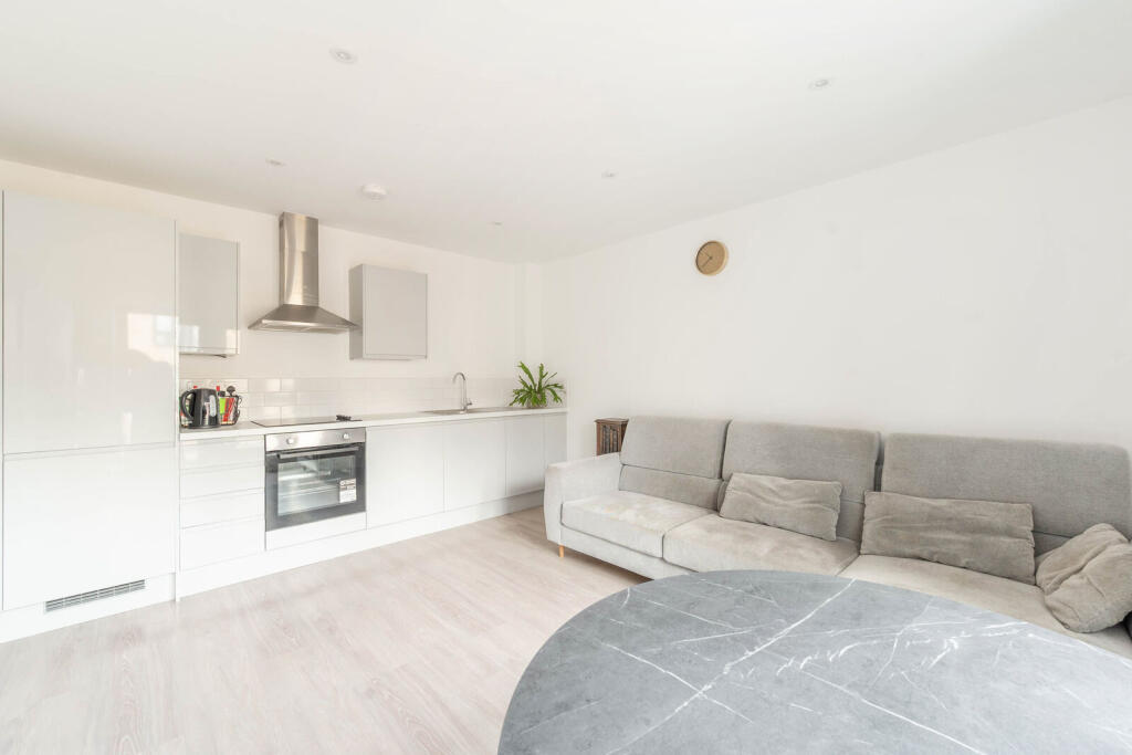 Main image of property: The Exchange, Marlowes, Hemel Hempstead, HP1