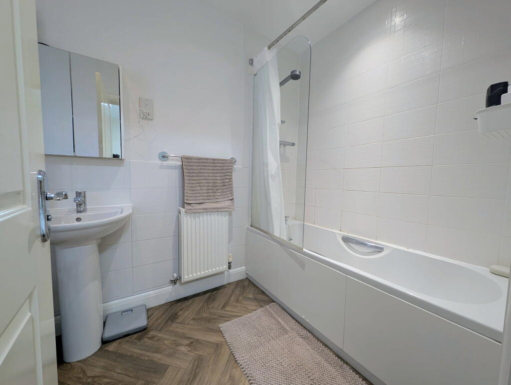 Additional image 7 of Middlewood Close, Solihull, B91 2TY