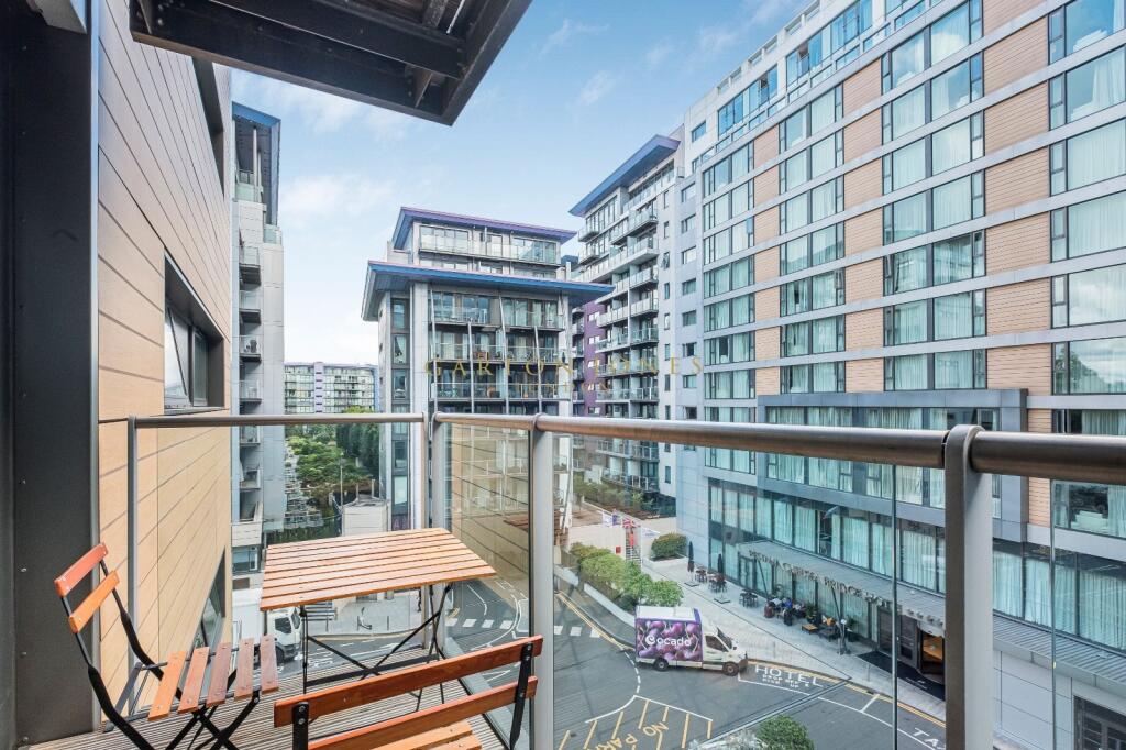 Apartment in London - View 4