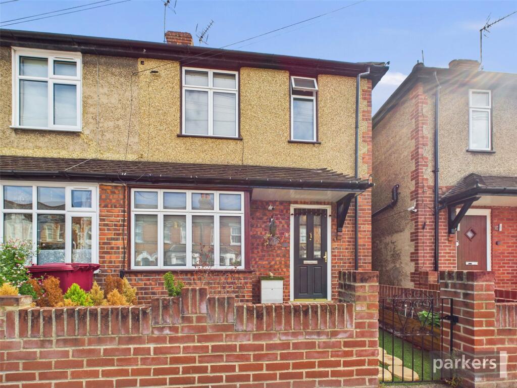 3-bed semi-detached on Patrick Road, Caversham, Reading, Berkshire, RG4, £475,000
