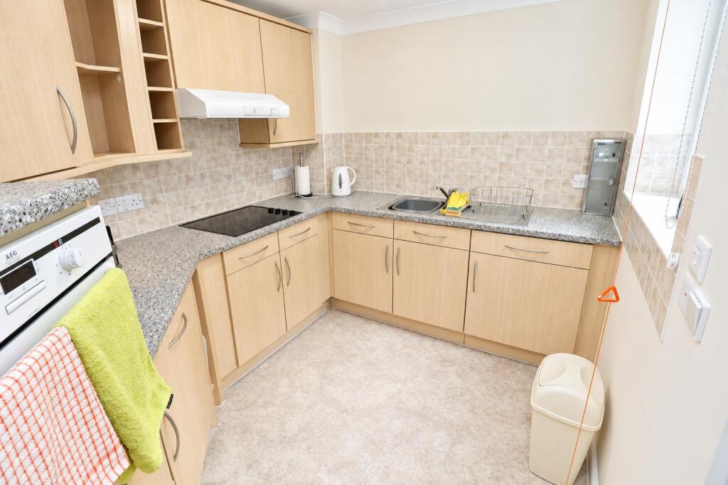 Apartment in Rushden, North Northamptonshire - View 4