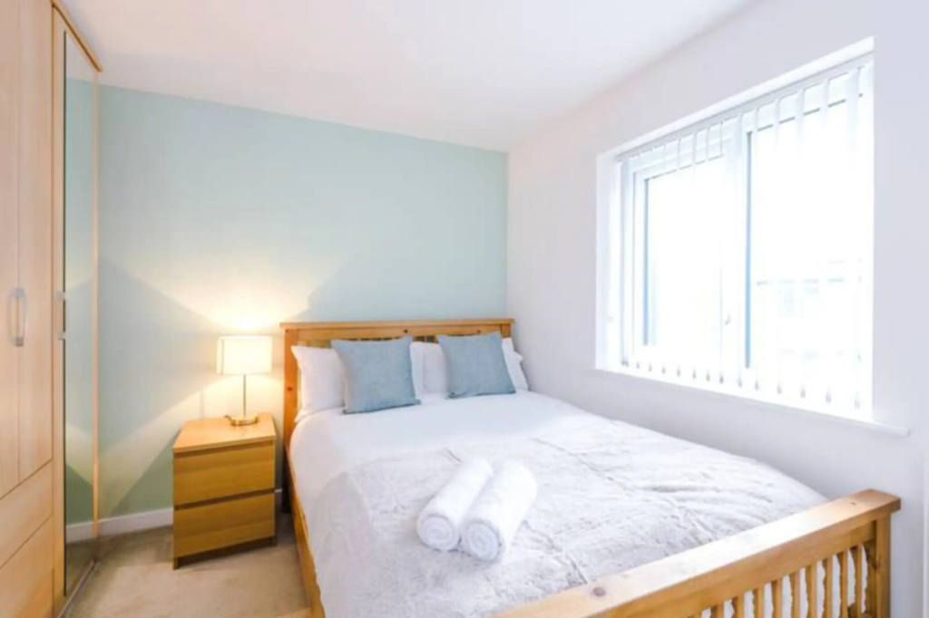 Beastow Road, Manchester, M12 photo 2