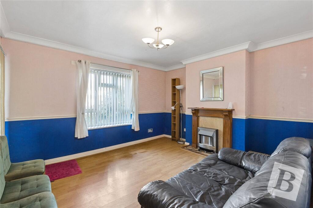 Apartment in Thurrock, Essex - View 5