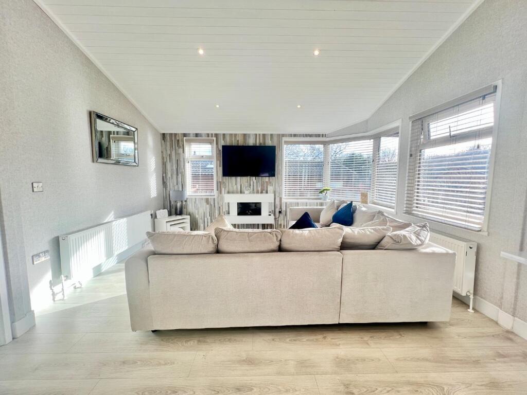 House in Durham - View 5