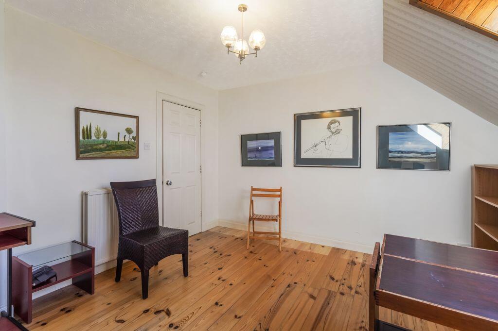 Apartment in Edinburgh, East Lothian - View 3