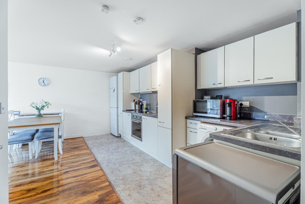 Newsom Place, Hatfield Road, St. Albans, Hertfordshire, AL1 – pohled 5