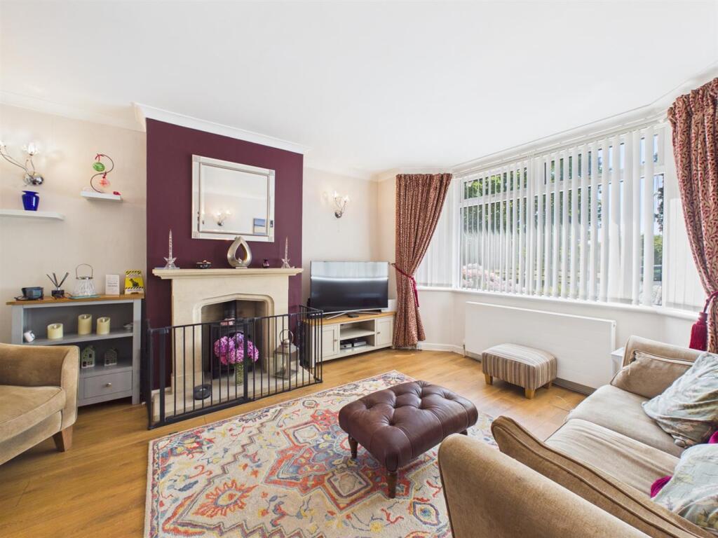 House in Kingswood, Hanham Abbots - View 2