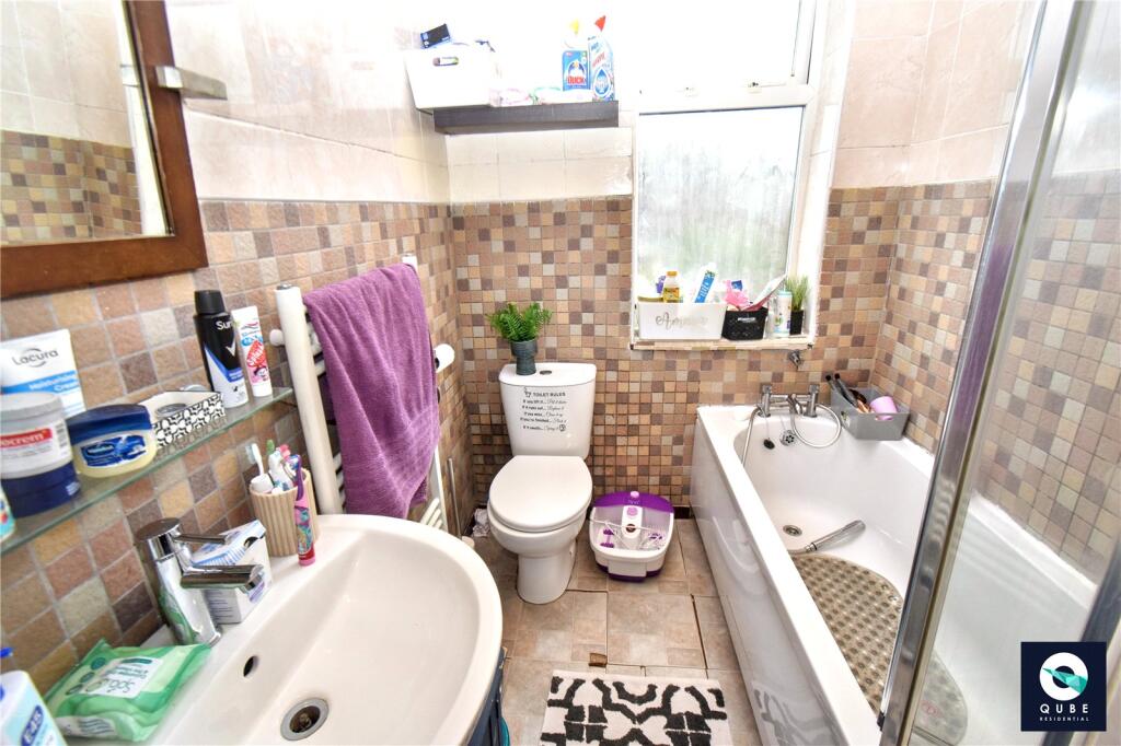 House in Bolton, Greater Manchester - More