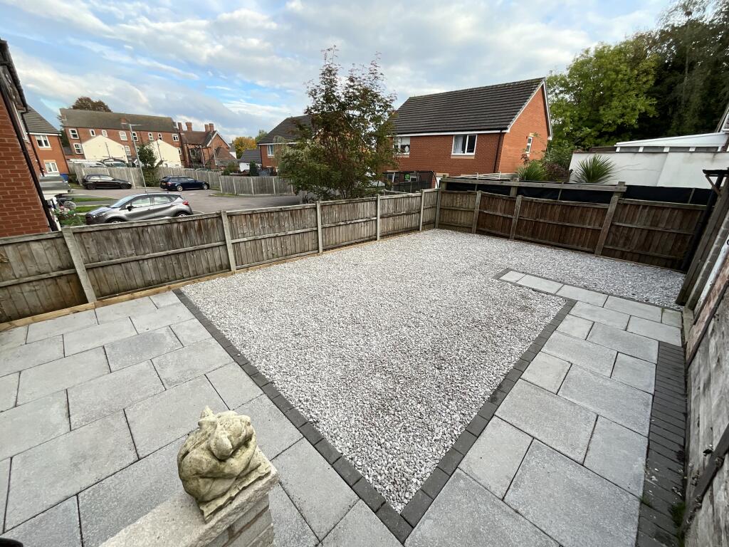 Northfield Avenue, Ilkeston, DE7 photo 4