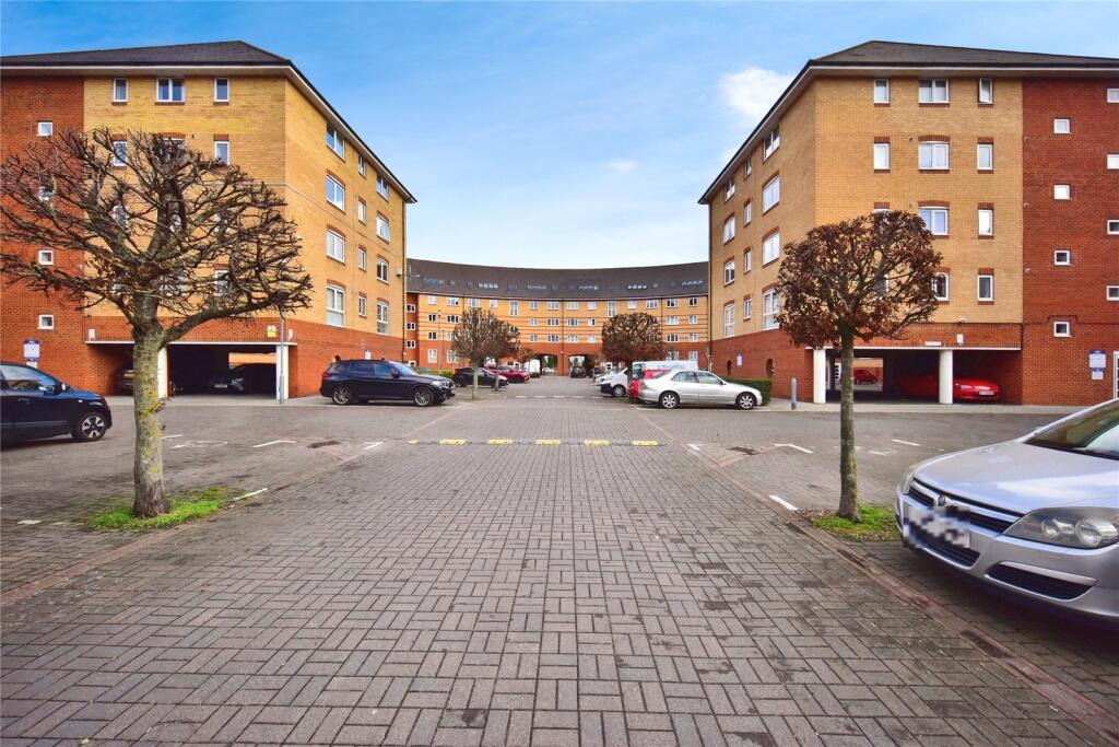 Main image of property: St. Peters Street, Maidstone, Kent, ME16