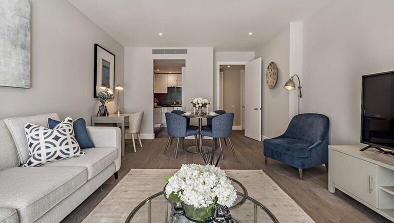 Main image of property: Circus Apartments, Canary Wharf, London E14