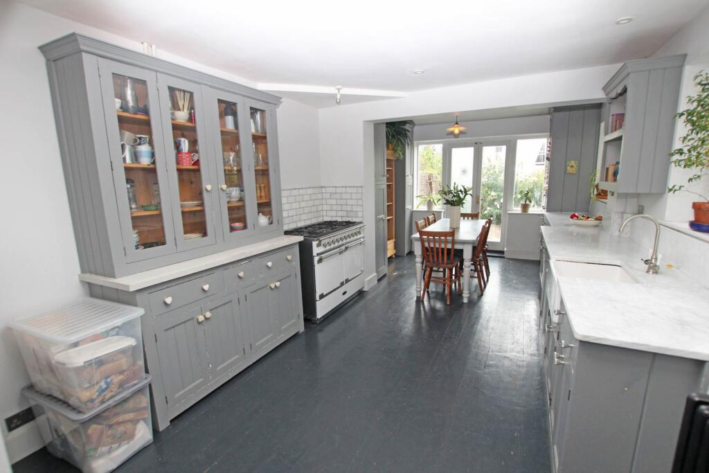 House in Eastbourne, East Sussex - View 2