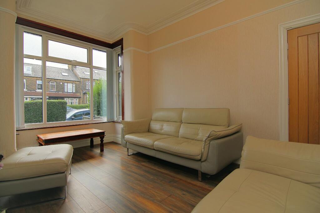House in Bradford - View 4