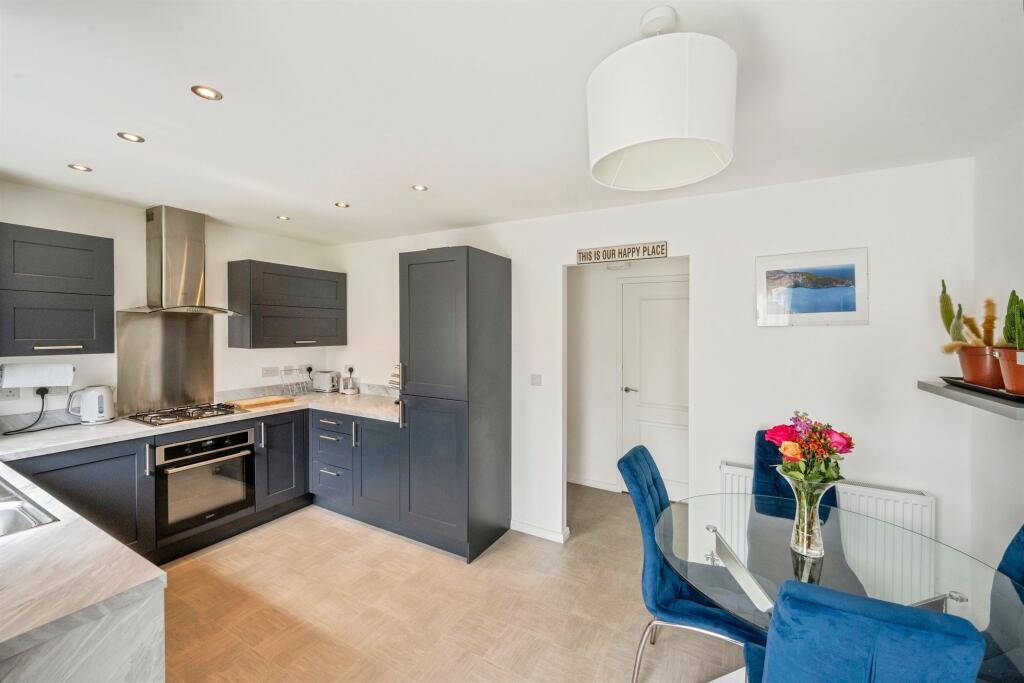 Hawk Drive, Dunsville, Doncaster - More