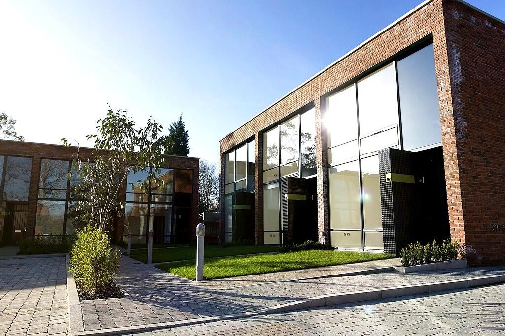 Main image of property: Glen Morag Gardens, Rochdale, Greater Manchester, OL11
