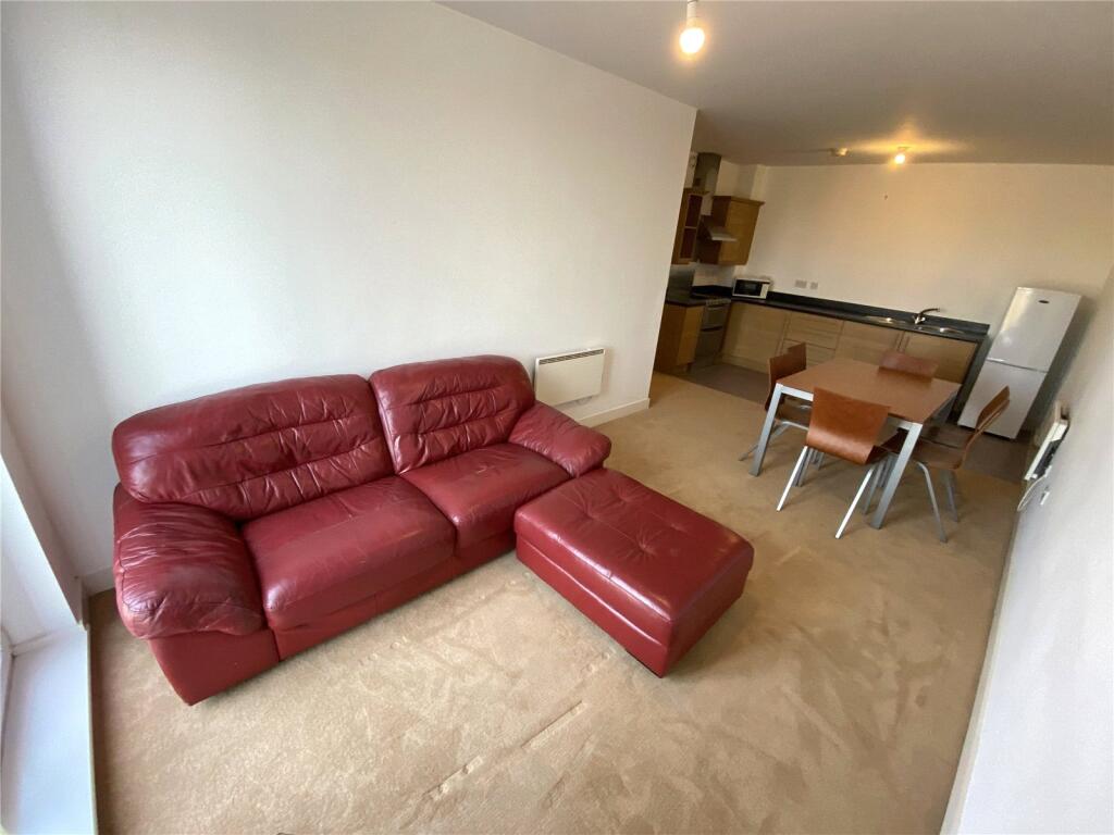 Apartment in Manchester - View 5
