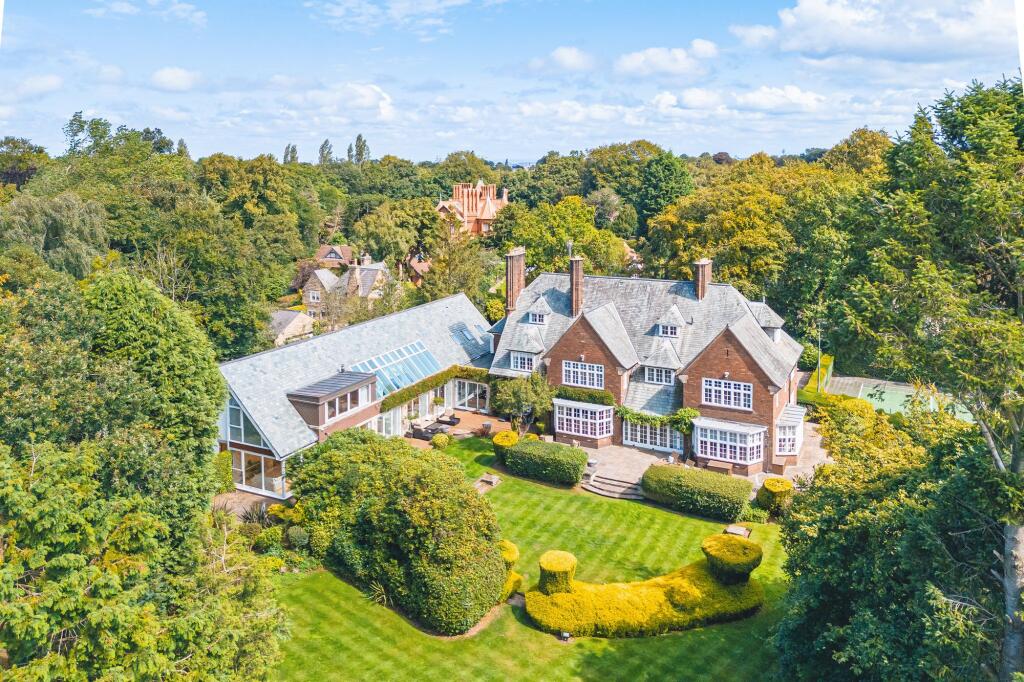 Main image of property: Noctorum Road, Prenton, CH43