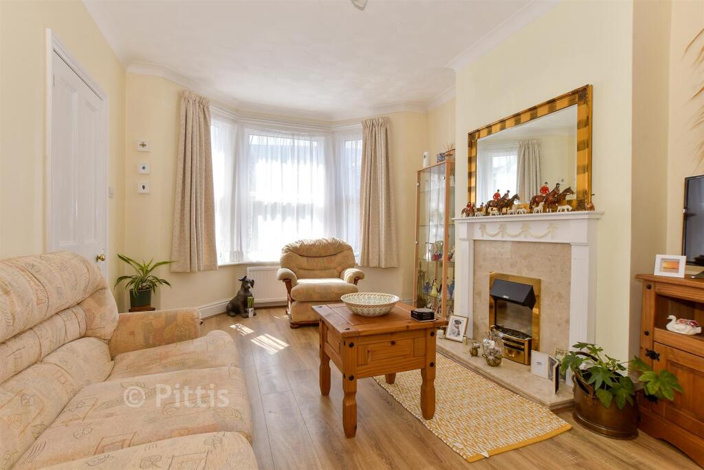 House in Shanklin, Isle of Wight - View 2