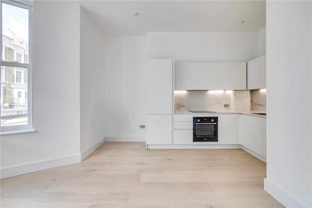 Apartment in London - More