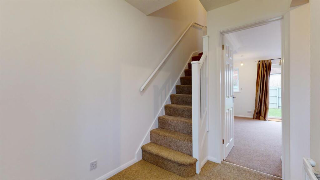 Hartdames, Shenley Brook End, Milton Keynes photo 3