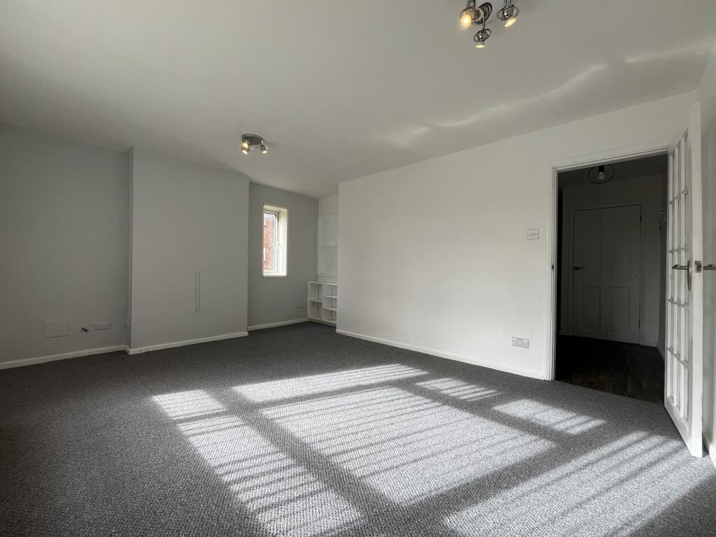 Apartment in Peterborough - View 5