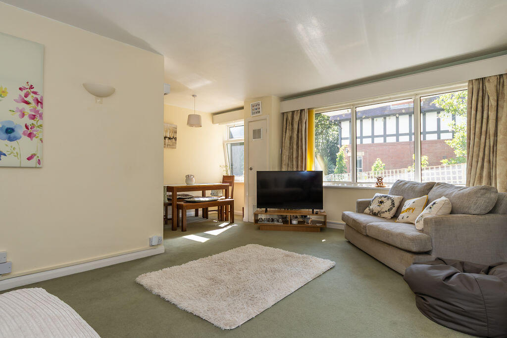Apartment in Penarth, Vale of Glamorgan - View 4