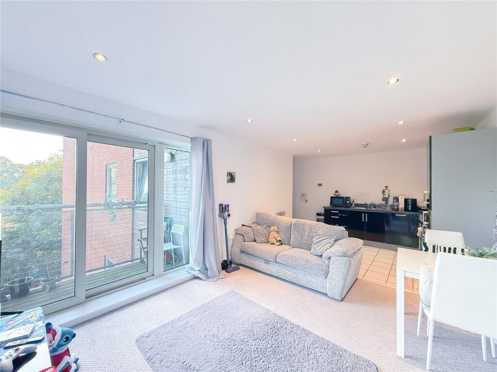 Palatine Road, Northenden, M22 photo 4